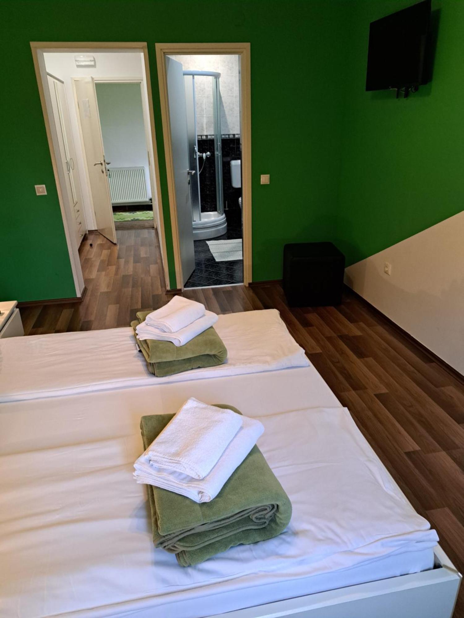 Rooms Modrusan Slunj Luaran gambar