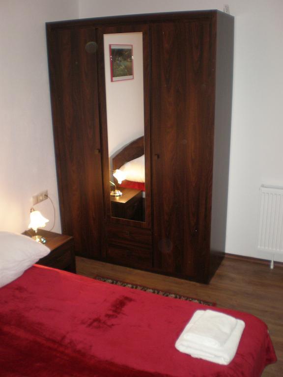 Rooms Modrusan Slunj Bilik gambar